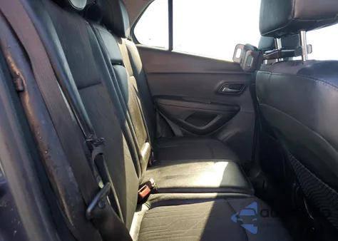 2019 Chevrolet Trax 1Lt z USA, uszkodzony, nr VIN 3GNCJLSB2KL255031